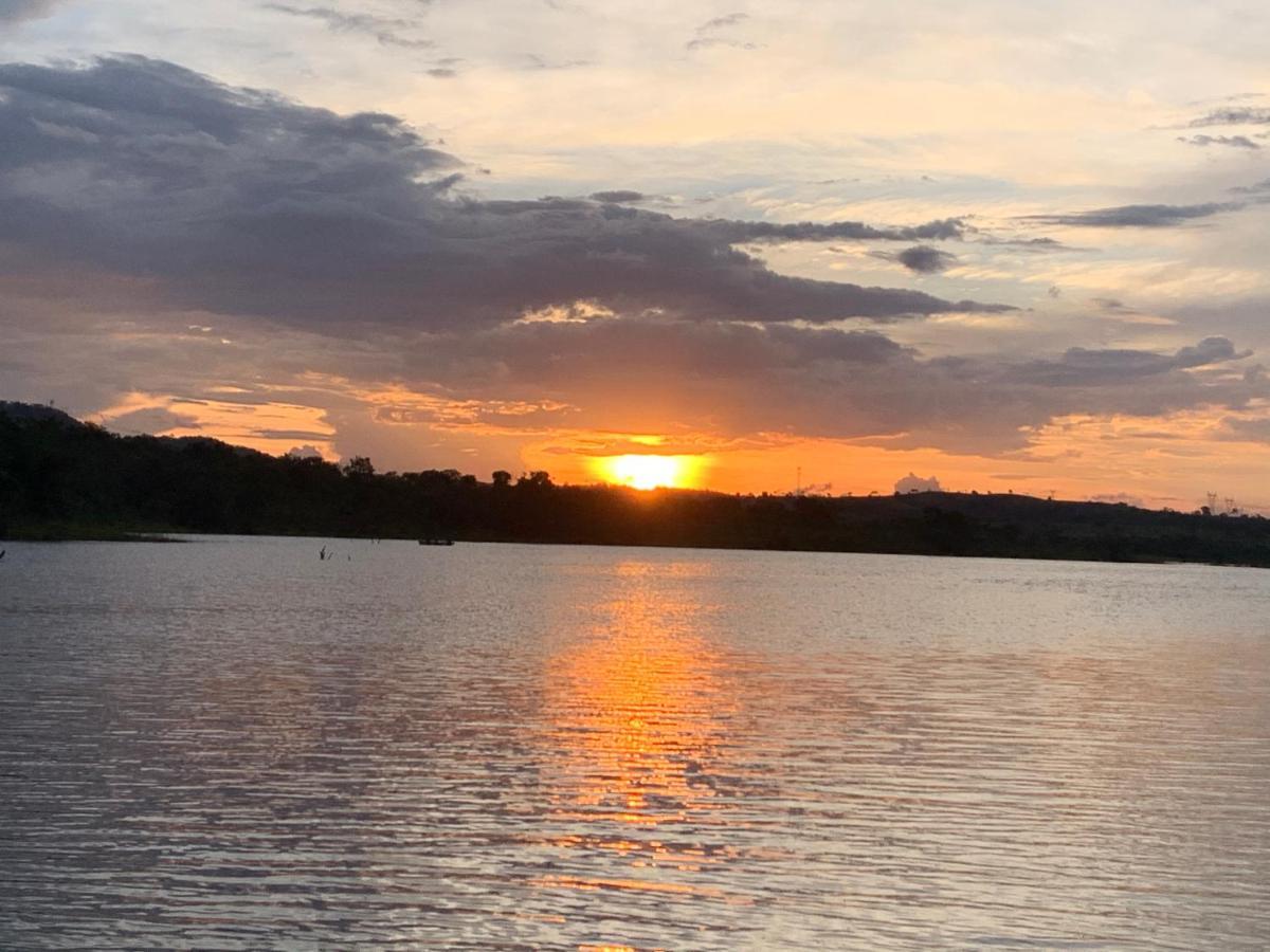 Chale Com Jacuzzi Vista Do Lago Alexania Εξωτερικό φωτογραφία